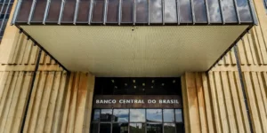 “BC revisa previsão do PIB de 2025 para 1,9% de crescimento”