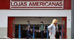 Ações da Americanas (AMER3) caem 26% após prejuízo trimestral; CEO prevê 6 trimestres de recuperação