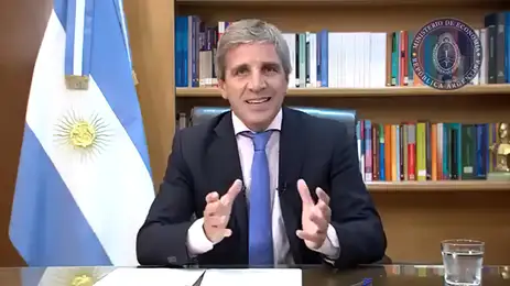 15/12/2023 - O ministro da Economia Argentina, Luis Caputo, durante anúncio. Foto: Frame/Ministério de Economia/AR