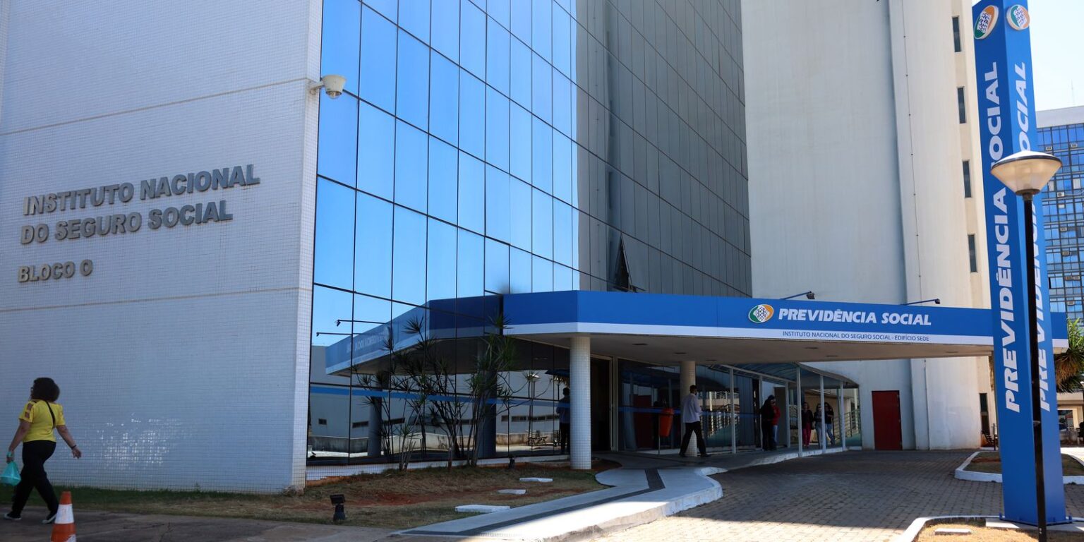 INSS 13º Salário Antecipado 2023: R$ 73,3 Bilhões na Economia e Calendário Completo