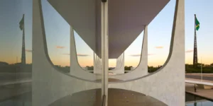 Presidente Lula Sanciona Orçamento de 2025 com Vetos Pontuais