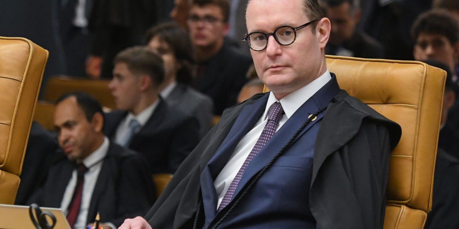 STF suspende decisão do TCU sobre controle de bebidas alcoólicas