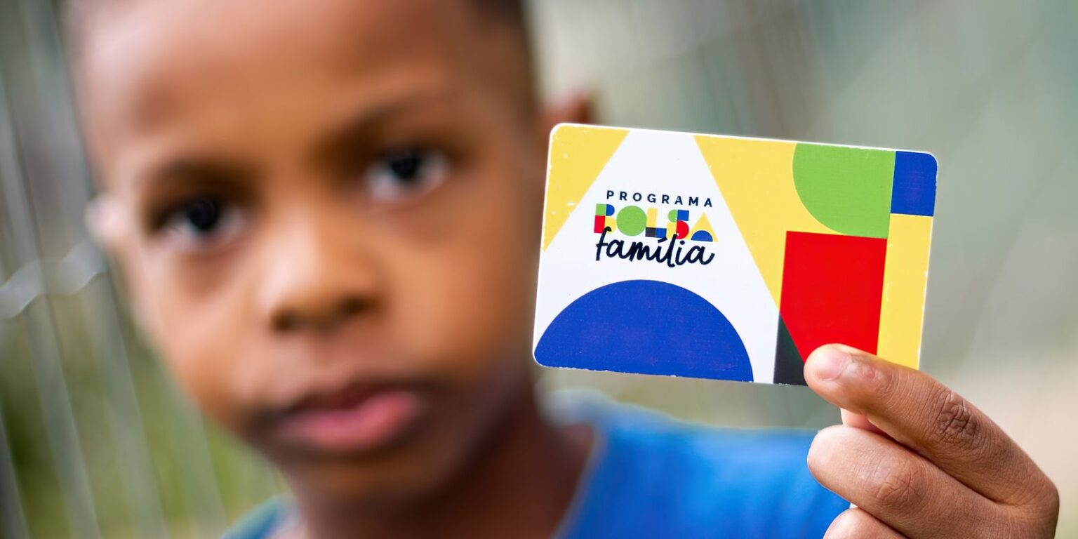 Caixa realiza pagamento do Bolsa Família para beneficiários com NIS final 3