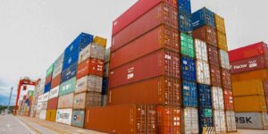 Centrais Sindicais e Patronais Reagem ao Aumento de Tarifas de Trump