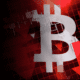 Bitcoin em Queda: BTC Atinge Suporte Crítico com Pânico no Mercado – Confira o Desempenho das Criptomoedas