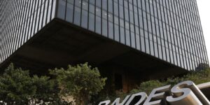 BNDES aprova R$ 20 milhões em crédito para empresa fornecedora do SUS