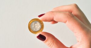 Itaú BBA Reduz Projeção de Inflação para 2025 e Aponta Maiores Riscos de Baixa