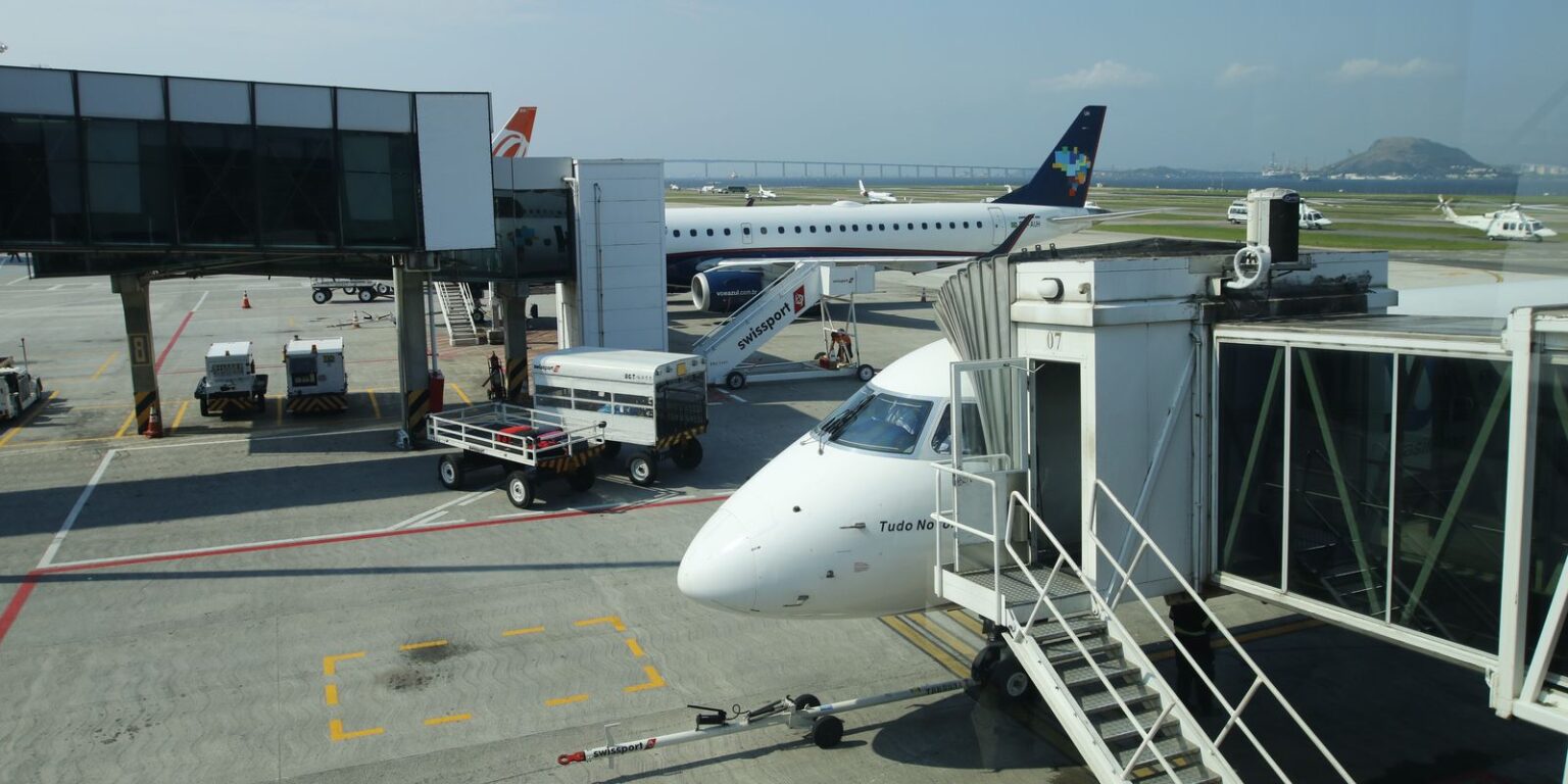 Petrobras Anuncia Redução de 7,9% no Preço do Querosene de Aviação