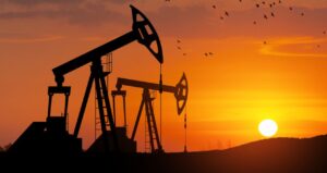 Rússia Reduz Previsão do Preço do Petróleo Brent para 2025 em 17%