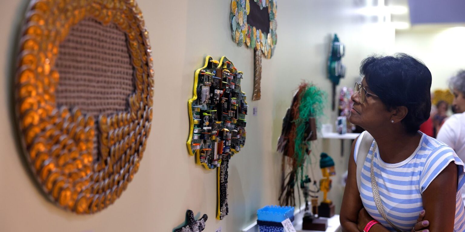 Feira de Artesãos Busca Profissionalização e Encara Inteligência Artificial como Aliada