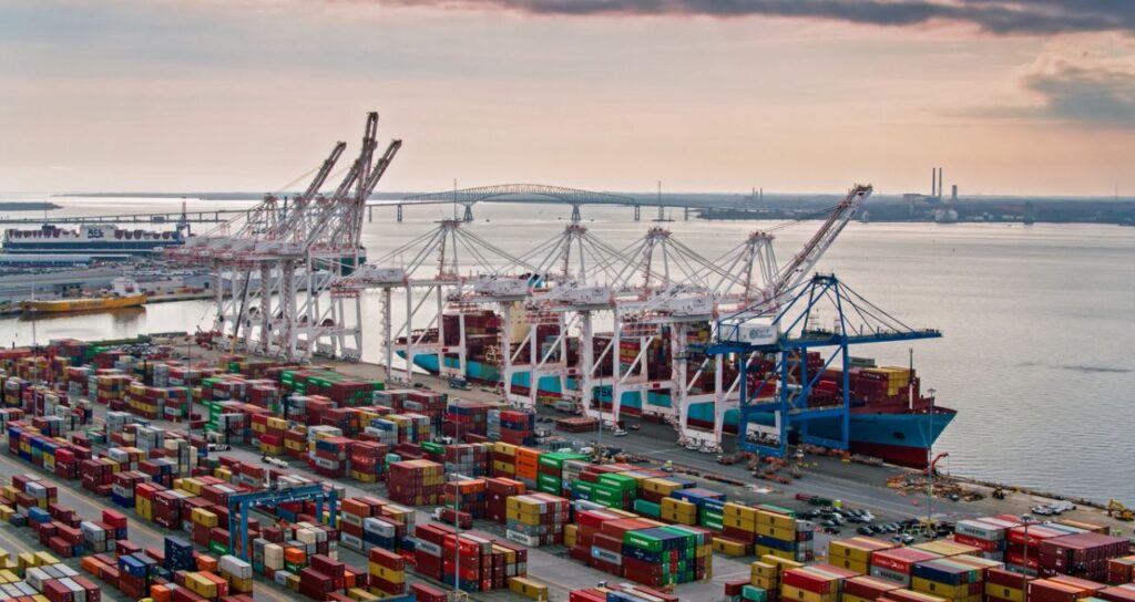 Grupos agrícolas e fossilizados dos EUA se opõem ao plano de taxas portuárias de Trump para importações da China