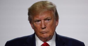 Economista que Antecipou Crise de 2008 Preve que Trump Vai Recuar e Crescimento dos EUA no Médio Prazo